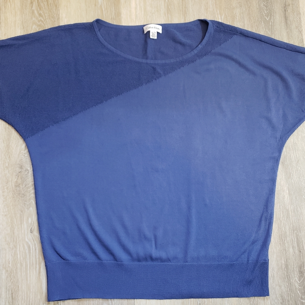 Calvin Klein>>XL Scoop Neck Short Sleeve Top